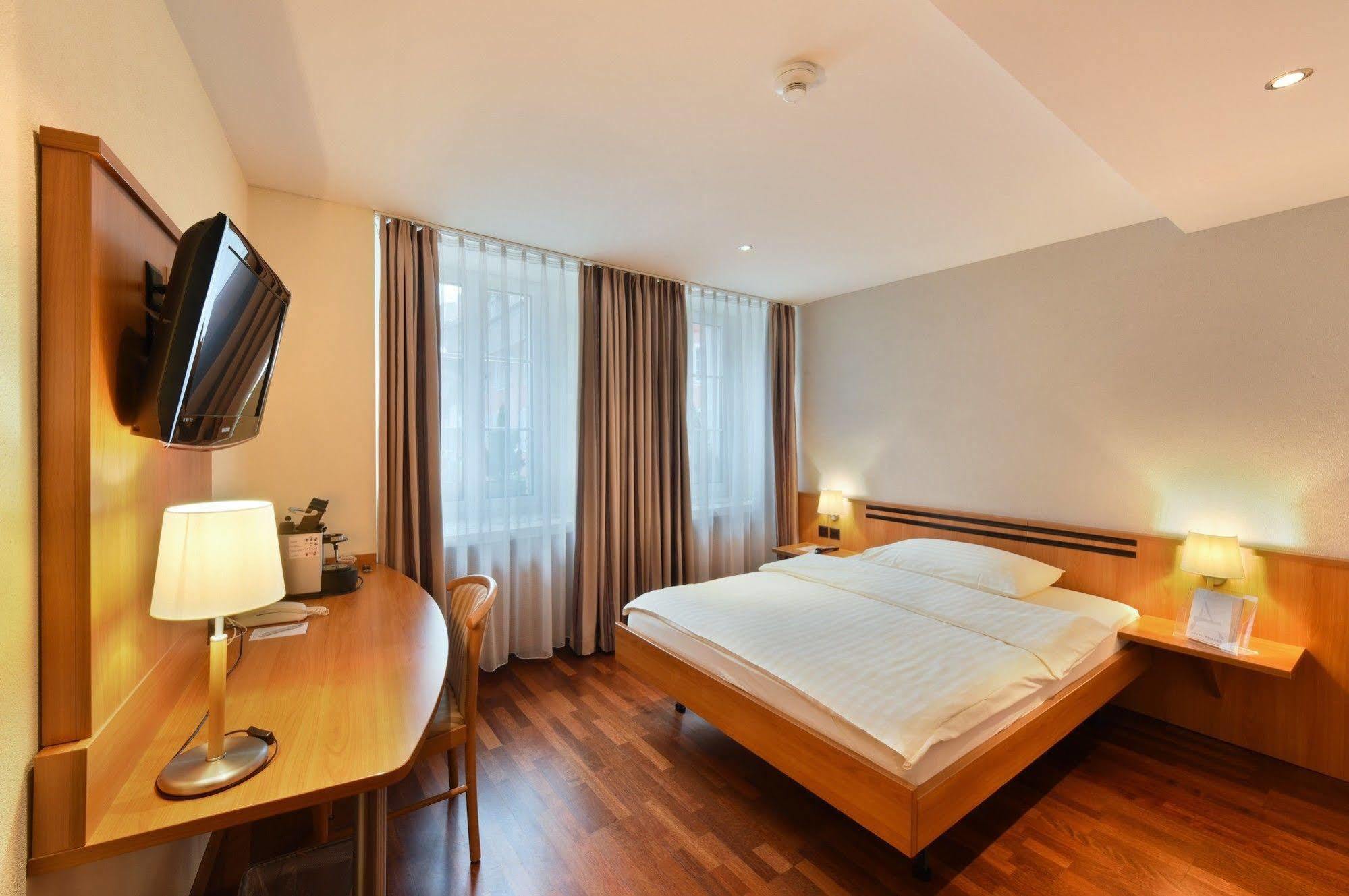 Hotel Engel Zofingen Luaran gambar